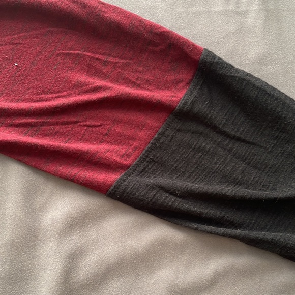 Men’s Small Long Sleeve T-Shirt - Picture 8 of 11